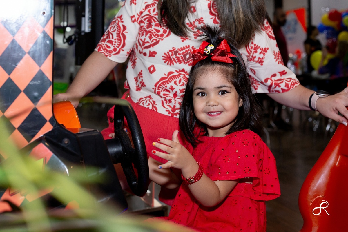 Juliana Rossato Fotografia, são paulo, interlagos, zona sul, santo amaro, SP, festa infantil, aniversário, herois, mulher maravilha, super homem, buffet Brincar e Sonhar Kids