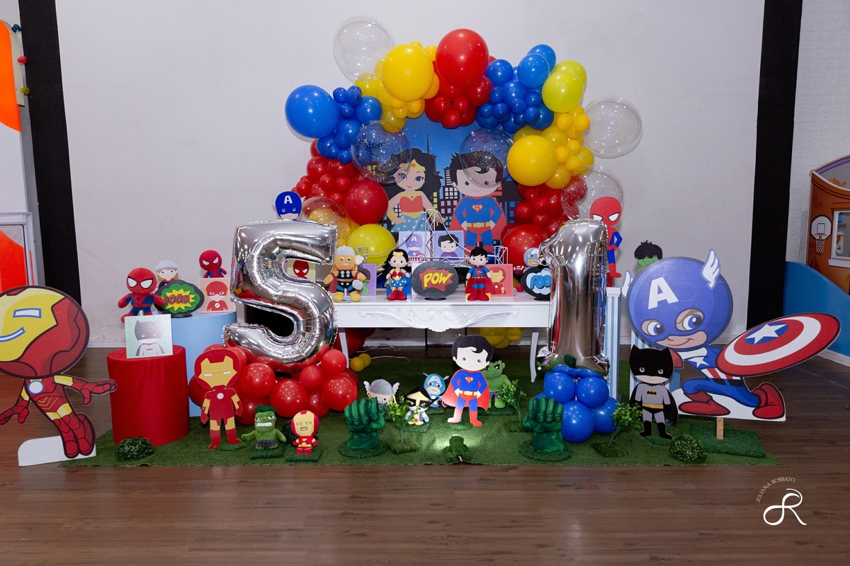 Juliana Rossato Fotografia, são paulo, interlagos, zona sul, santo amaro, SP, festa infantil, aniversário, herois, mulher maravilha, super homem, buffet Brincar e Sonhar Kids