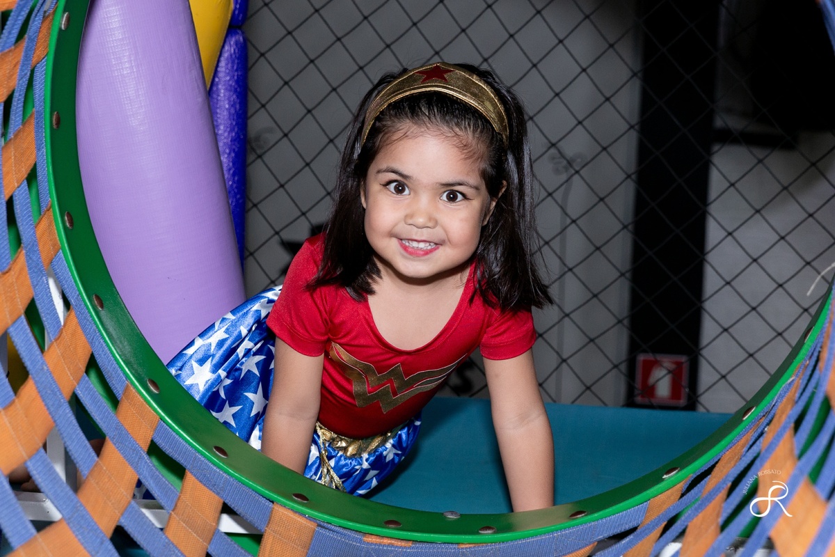 Juliana Rossato Fotografia, são paulo, interlagos, zona sul, santo amaro, SP, festa infantil, aniversário, herois, mulher maravilha, super homem, buffet Brincar e Sonhar Kids