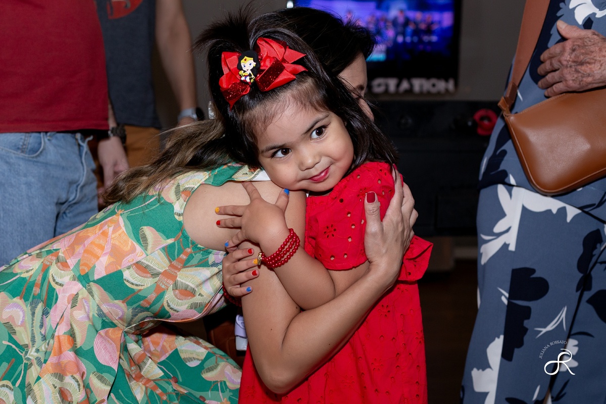 Juliana Rossato Fotografia, são paulo, interlagos, zona sul, santo amaro, SP, festa infantil, aniversário, herois, mulher maravilha, super homem, buffet Brincar e Sonhar Kids