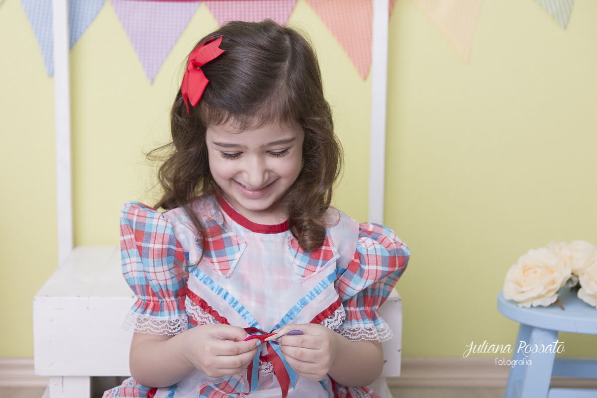 Juliana Rossato Fotografia, são paulo, interlagos, zona sul, santo amaro, estúdio fotográfico, ensaio infantil, SP, acompanhamento infantil, mini ensaio, festa junina, mini ensaio festa junina