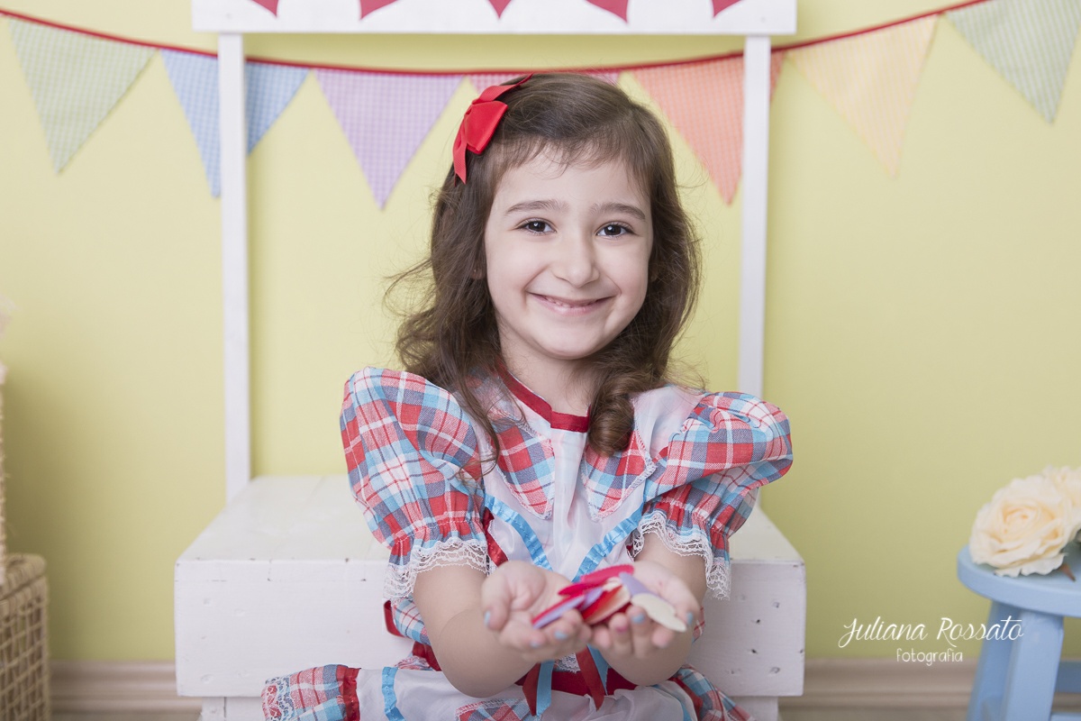 Juliana Rossato Fotografia, são paulo, interlagos, zona sul, santo amaro, estúdio fotográfico, ensaio infantil, SP, acompanhamento infantil, mini ensaio, festa junina, mini ensaio festa junina