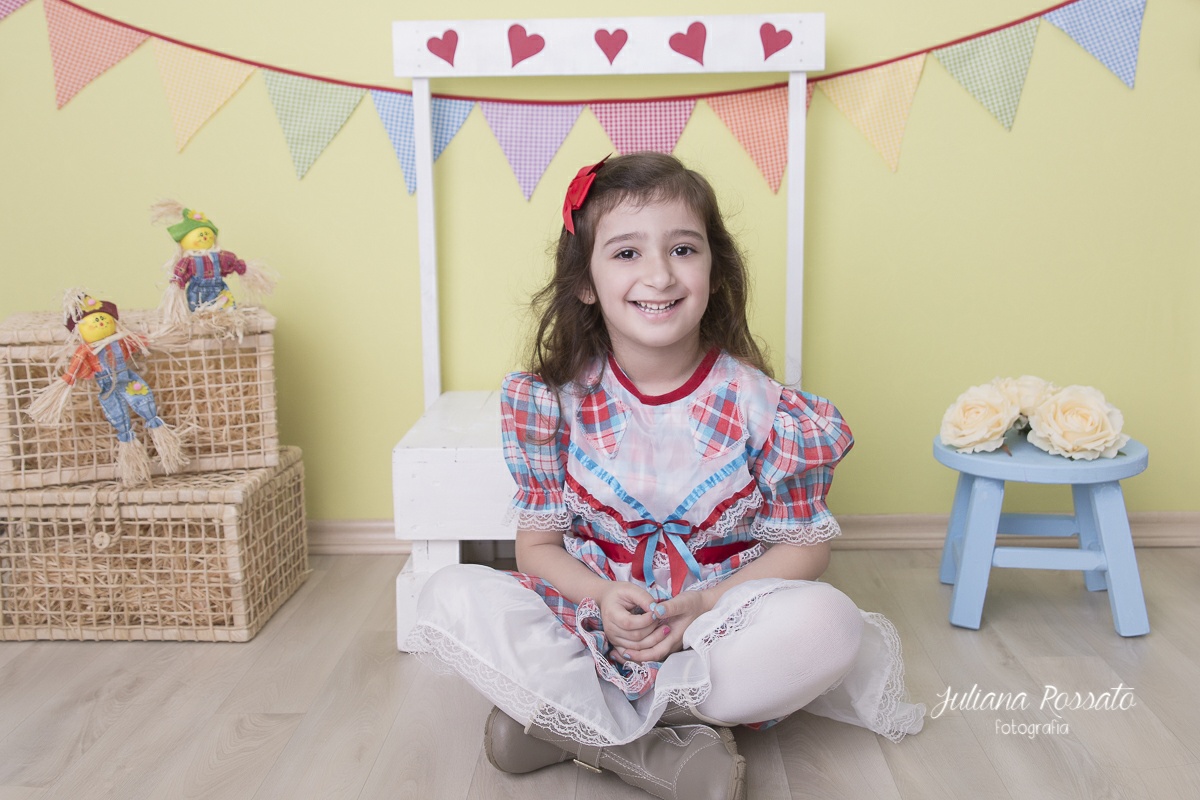 Juliana Rossato Fotografia, são paulo, interlagos, zona sul, santo amaro, estúdio fotográfico, ensaio infantil, SP, acompanhamento infantil, mini ensaio, festa junina, mini ensaio festa junina