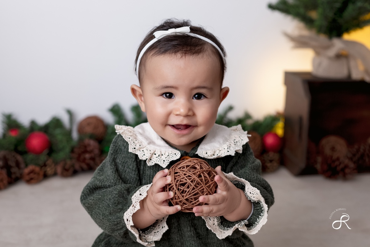 Juliana Rossato Fotografia, São Paulo, Mini ensaio de Natal, Natal, Ensaio de Natal, Ensaio infantil, Acompanhamento infantil, estúdio fotográfico, interlagos, vila mascote, ensaio de ano novo, santo amaro, fotógrafo sp, zona sul, ano novo, 2024, 2025