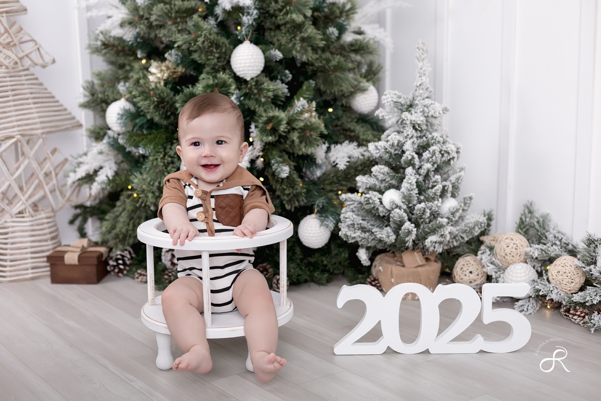 Juliana Rossato Fotografia, São Paulo, Mini ensaio de Natal, Natal, Ensaio de Natal, Ensaio infantil, Acompanhamento infantil, estúdio fotográfico, interlagos, vila mascote, ensaio de ano novo, santo amaro, fotógrafo sp, zona sul, ano novo, 2024, 2025