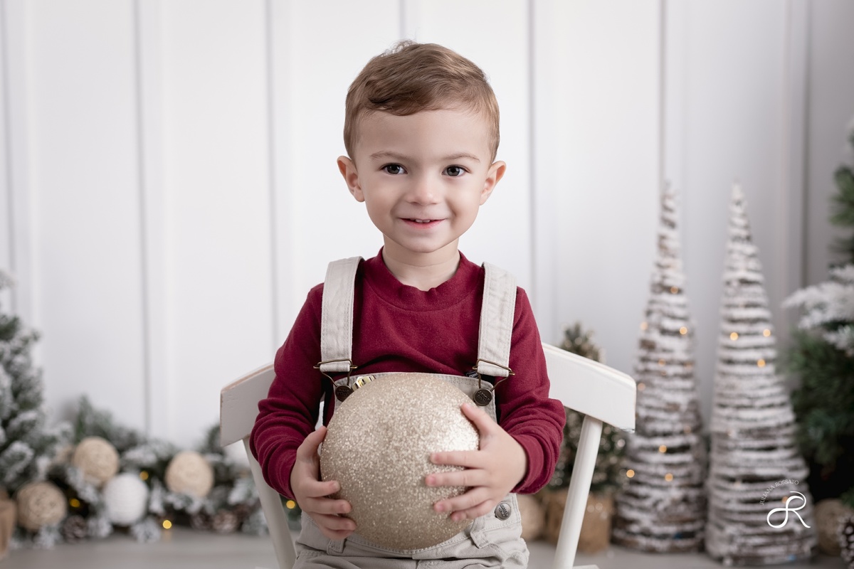 Juliana Rossato Fotografia, São Paulo, Mini ensaio de Natal, Natal, Ensaio de Natal, Ensaio infantil, Acompanhamento infantil, estúdio fotográfico, interlagos, vila mascote, ensaio de ano novo, santo amaro, fotógrafo sp, zona sul, ano novo, 2024, 2025