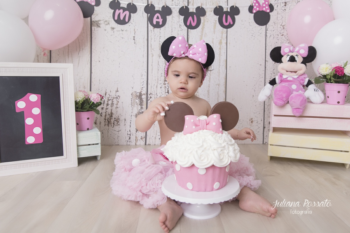 Juliana Rossato Fotografia, são paulo, interlagos, zona sul, santo amaro, estúdio fotográfico, ensaio infantil, SP, acompanhamento infantil, smash the cake, smash, ensaio infantil, minnie