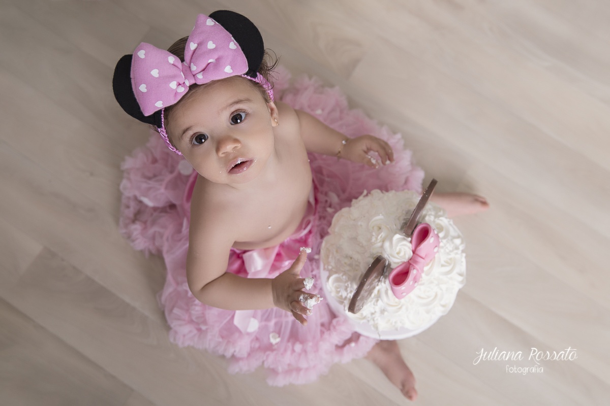 Juliana Rossato Fotografia, são paulo, interlagos, zona sul, santo amaro, estúdio fotográfico, ensaio infantil, SP, acompanhamento infantil, smash the cake, smash, ensaio infantil, minnie