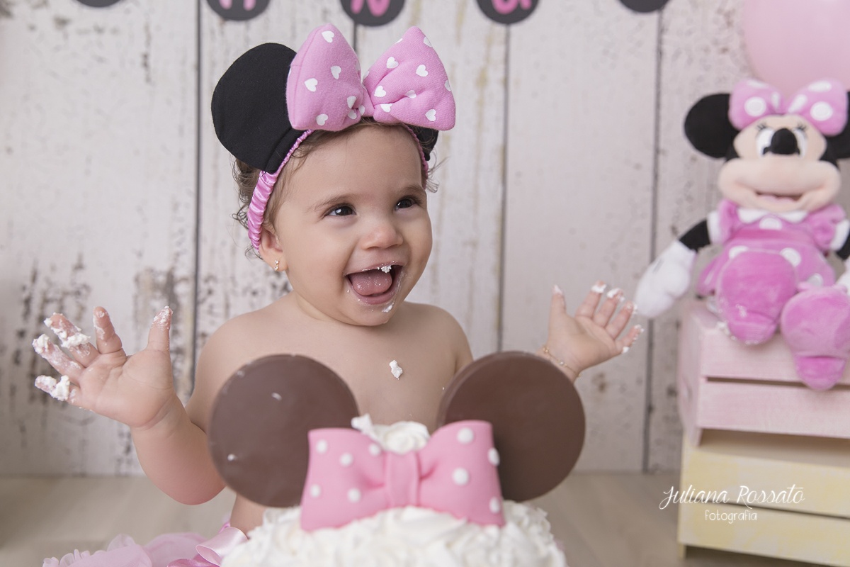 Juliana Rossato Fotografia, são paulo, interlagos, zona sul, santo amaro, estúdio fotográfico, ensaio infantil, SP, acompanhamento infantil, smash the cake, smash, ensaio infantil, minnie