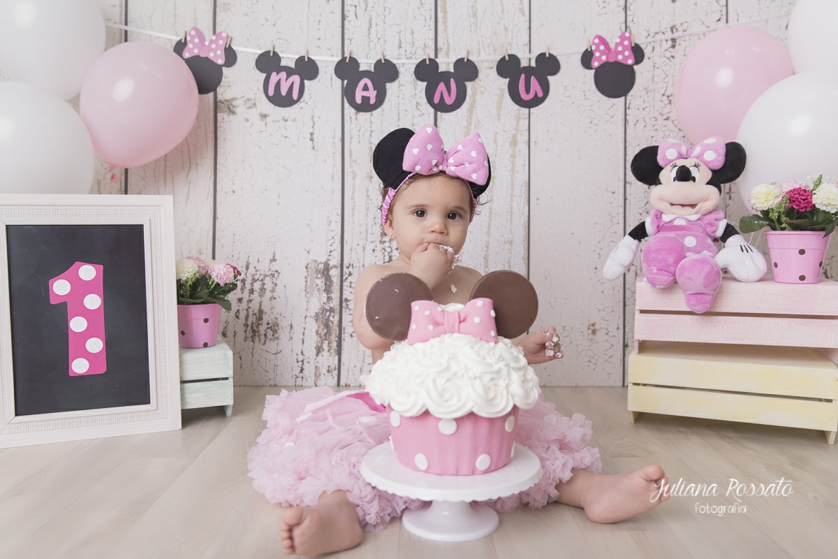Juliana Rossato Fotografia, são paulo, interlagos, zona sul, santo amaro, estúdio fotográfico, ensaio infantil, SP, acompanhamento infantil, smash the cake, smash, ensaio infantil, minnie