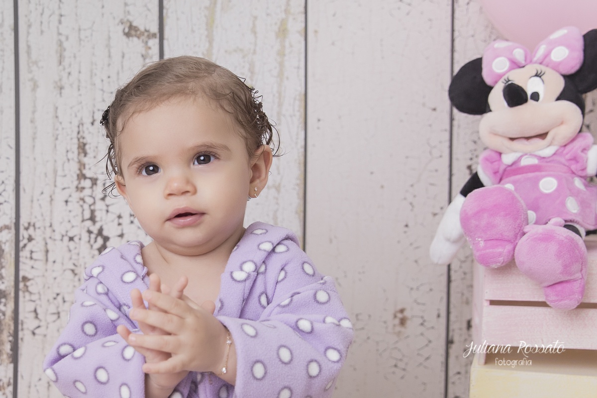 Juliana Rossato Fotografia, são paulo, interlagos, zona sul, santo amaro, estúdio fotográfico, ensaio infantil, SP, acompanhamento infantil, smash the cake, smash, ensaio infantil, minnie