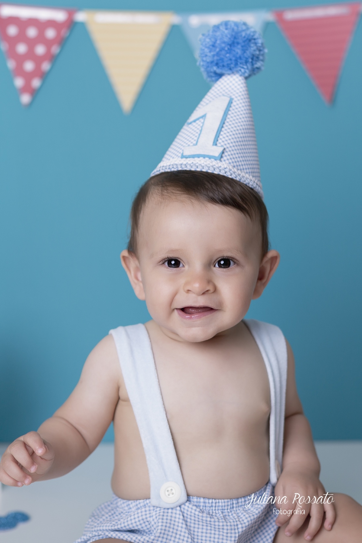 Juliana Rossato Fotografia, são paulo, interlagos, zona sul, jardim consórcio, estúdio fotográfico, ensaio infantil, SP, acompanhamento infantil, cake, smash the cake, ensaio de aniversário, bolo, 1 ano, um ano, mickey, azul, turquesa