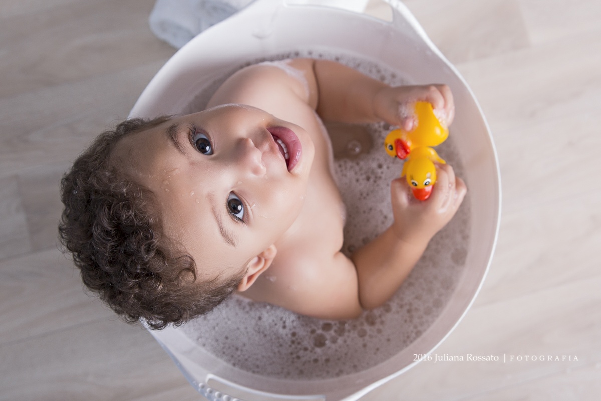 Juliana Rossato Fotografia, são paulo, interlagos, zona sul, santo amaro, estúdio fotográfico, ensaio infantil, abfrn, SP, acompanhamento infantil, smash the cake, smash the fruit, smash the paint