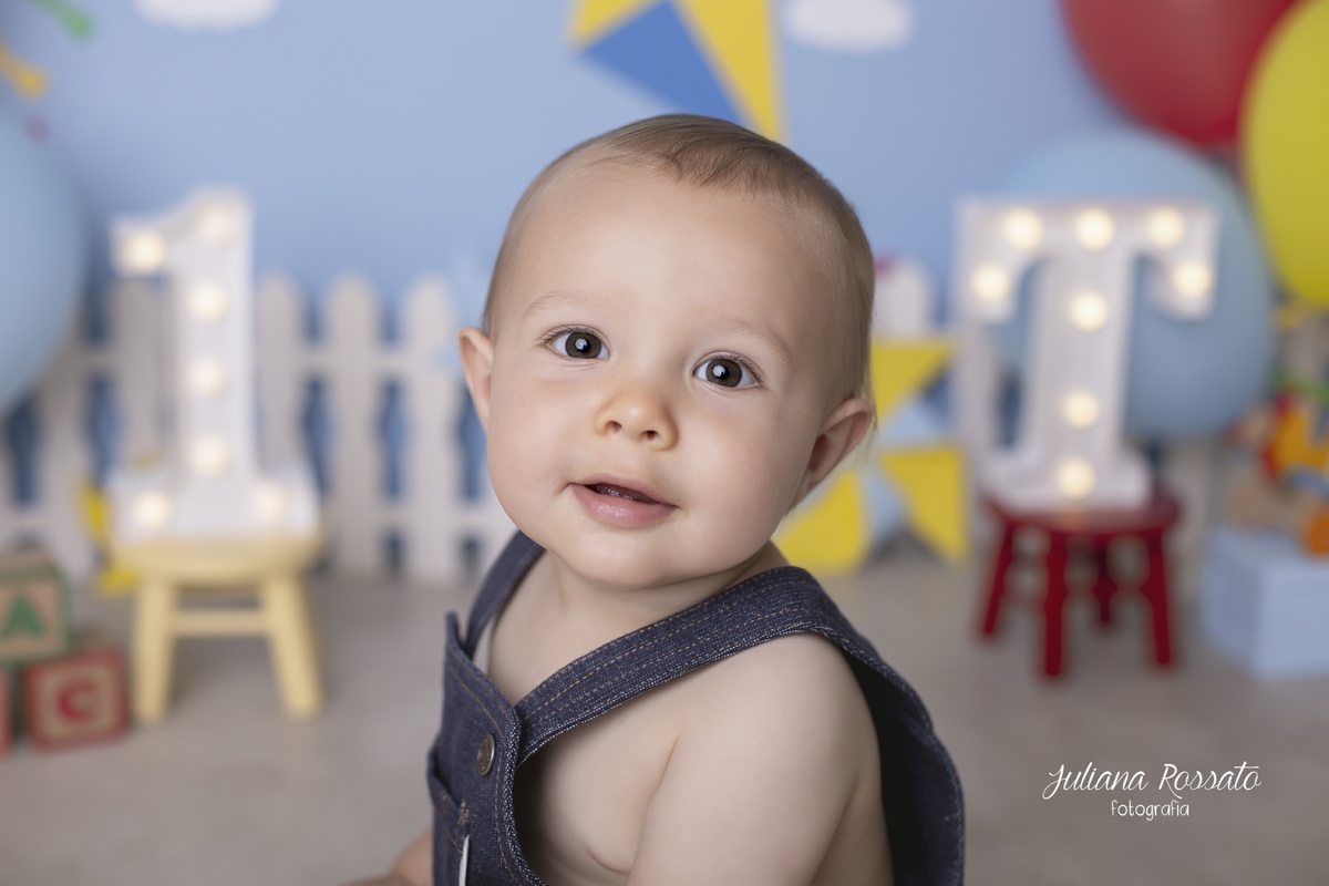 Juliana Rossato Fotografia, são paulo, interlagos, zona sul, jardim consórcio, estúdio fotográfico, ensaio infantil, SP, acompanhamento infantil, cake, smash the cake, ensaio de aniversário, bolo, 1 ano, um ano, mundo bita