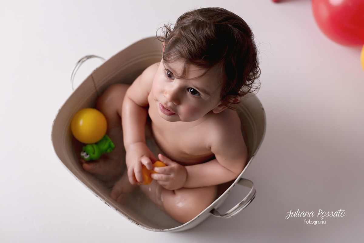 Juliana Rossato Fotografia, são paulo, interlagos, zona sul, jardim consórcio, estúdio fotográfico, ensaio infantil, SP, acompanhamento infantil, cake, smash the cake, ensaio de aniversário, bolo, 1 ano, um ano, pequeno príncipe, azul, vermelho