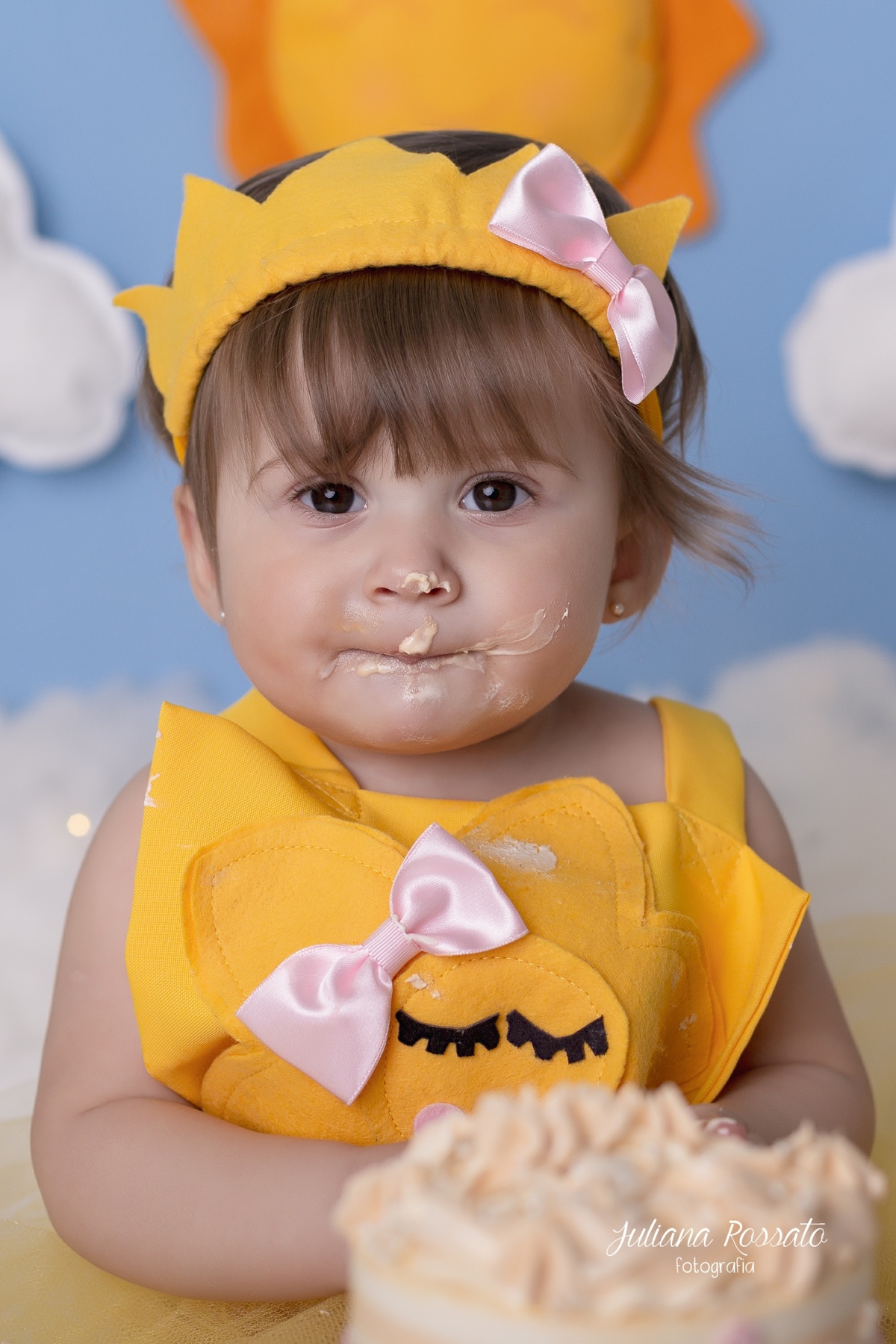 Juliana Rossato Fotografia, são paulo, interlagos, zona sul, jardim consórcio, estúdio fotográfico, ensaio infantil, SP, acompanhamento infantil, cake, smash the cake, ensaio de aniversário, bolo, 1 ano, um ano, sunshine, sol