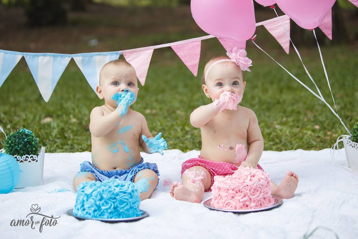 Ensaio infantil gêmeos externo