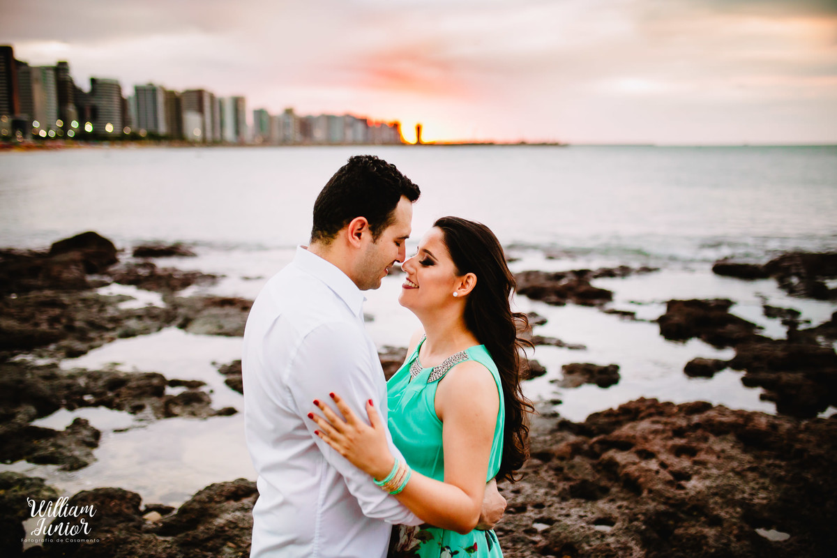 ensaio-casal-na-beira-mar