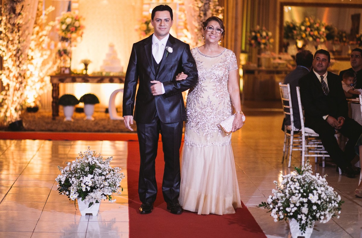 Maison Helena's Buffet