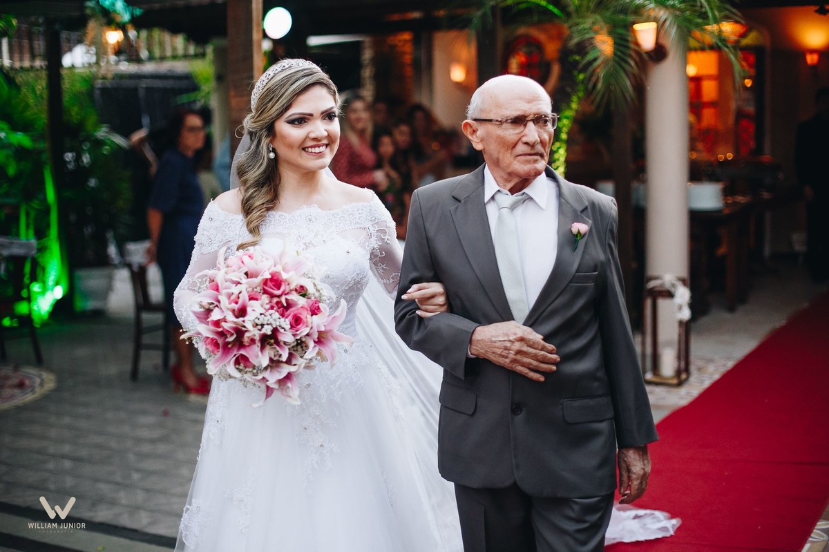 Mango Casa de Eventos Entrada da Noiva