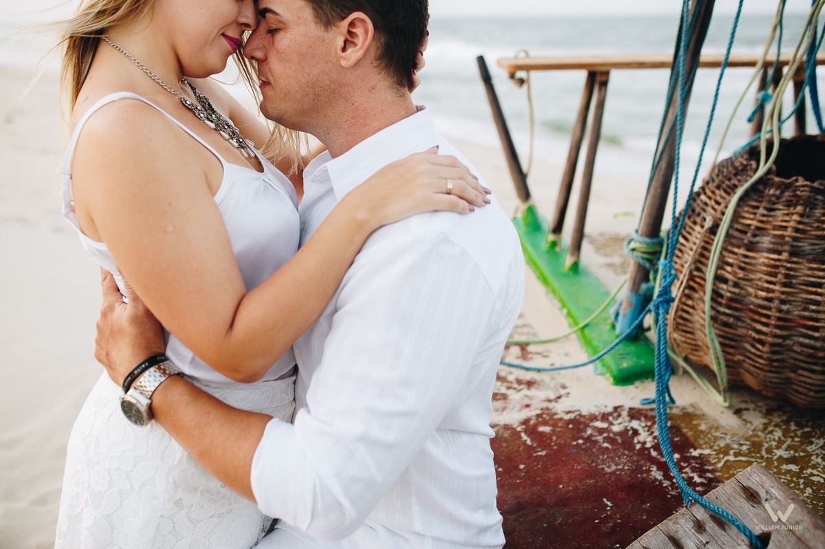Sessão de Fotos de Casal na Praia do Japão em Aquiraz Ceará
