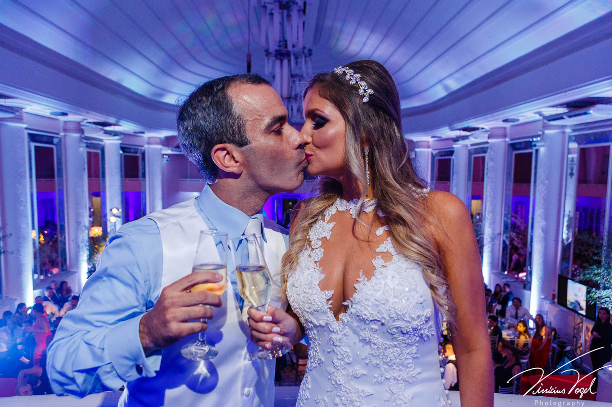 , casamento, porto alegre, rs, noiva, noivo, beijo