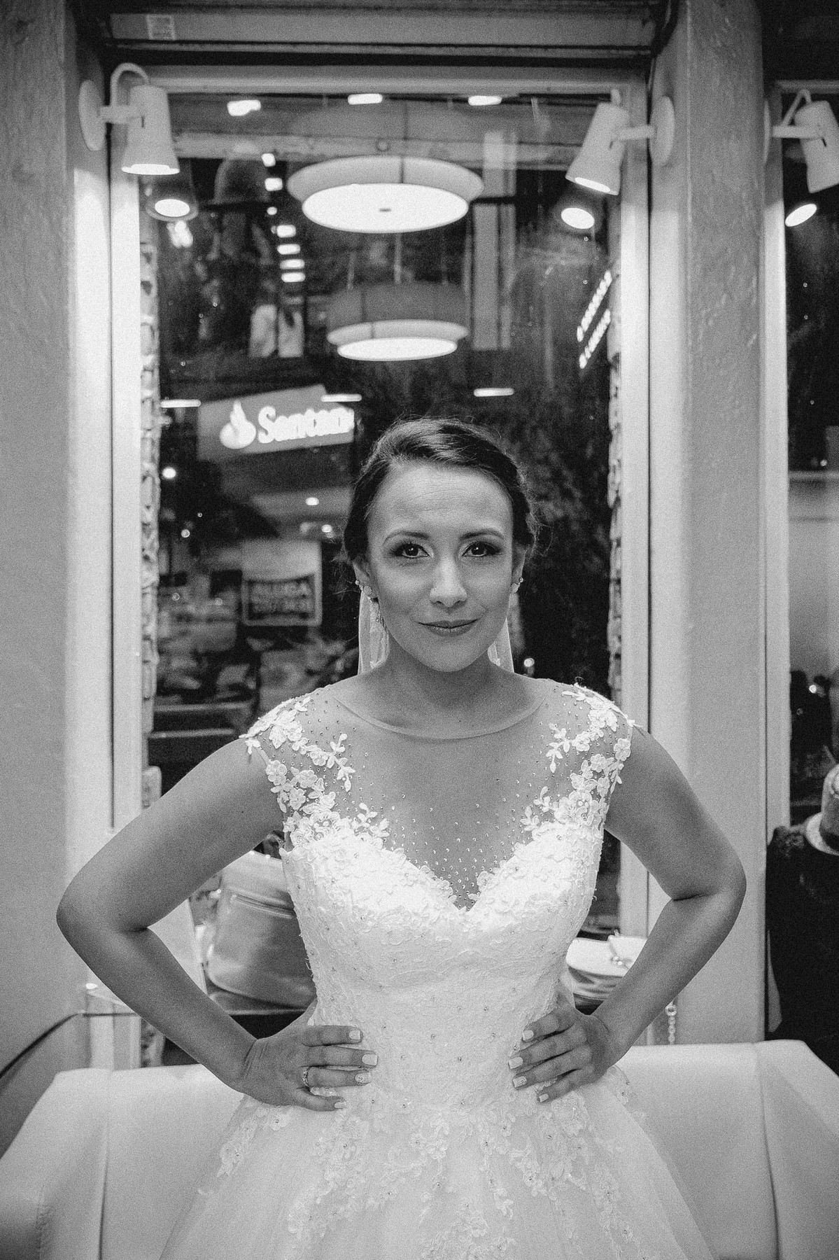 Retrato da Dolores, noiva. Casamento da Dolores e do Cleber, pelo fotógrafo de casamentos Vinícius Vogel, fotógrafo em Porto Alegre, Região Metropolitana e Serra Gaúcha.