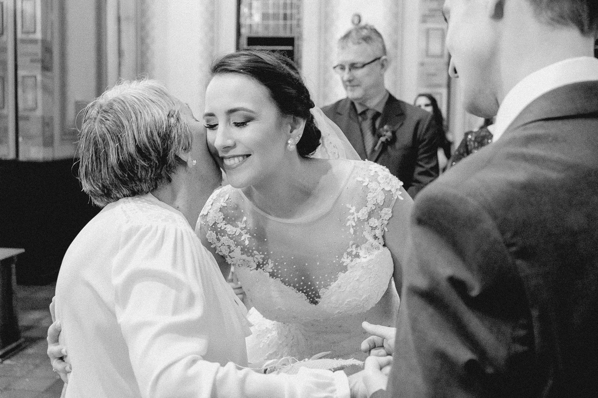 vó da noiva, Casamento da Dolores e do Cleber, pelo fotógrafo de casamentos Vinícius Vogel, fotógrafo em Porto Alegre, Região Metropolitana e Serra Gaúcha.
