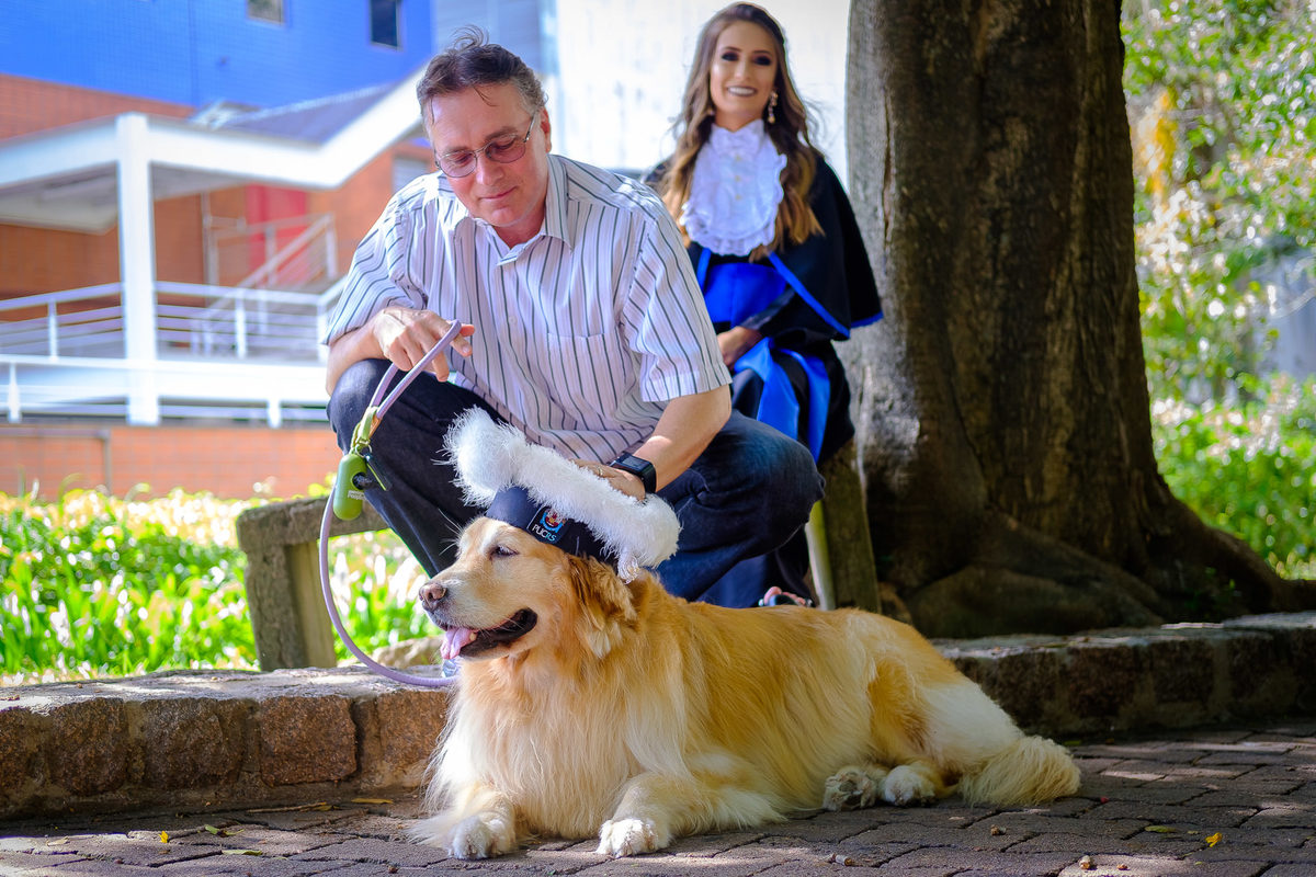 Ensaio de Formatura da Vivian Vaz, pelo Fotógrafo de Formatura Vinícius Vogel, na PUCRS, fotógrafo em Porto Alegre, Vale dos Sinos, Serra Gaúcha, Curitiba, Florianópolis, São Paulo, Rio de Janeiro.