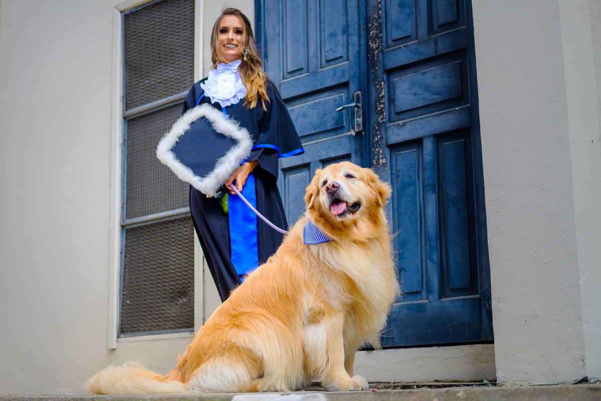 Ensaio de Formatura da Vivian Vaz, pelo Fotógrafo de Formatura Vinícius Vogel, na PUCRS, fotógrafo em Porto Alegre, Vale dos Sinos, Serra Gaúcha, Curitiba, Florianópolis, São Paulo, Rio de Janeiro.