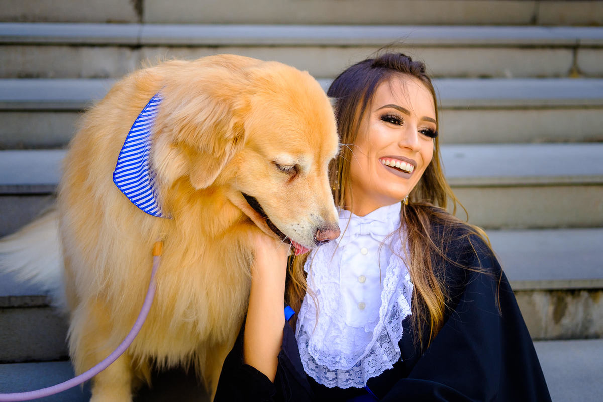 Ensaio de Formatura da Vivian Vaz, pelo Fotógrafo de Formatura Vinícius Vogel, na PUCRS, fotógrafo em Porto Alegre, Vale dos Sinos, Serra Gaúcha, Curitiba, Florianópolis, São Paulo, Rio de Janeiro.
