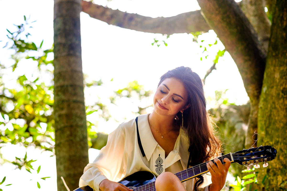 Save The Date - Ensaio Book Editorial de 15 anos da Rachel Vasconcelos, por Vinícius Vogel, Fotógrafo em Porto Alegre, Caxias do Sul, Bento Gonçalves, Gramado, Canela, Nova Petrópolis, São Paulo, Rio de Janeiro, Curitiba, Floricultura Winge, música