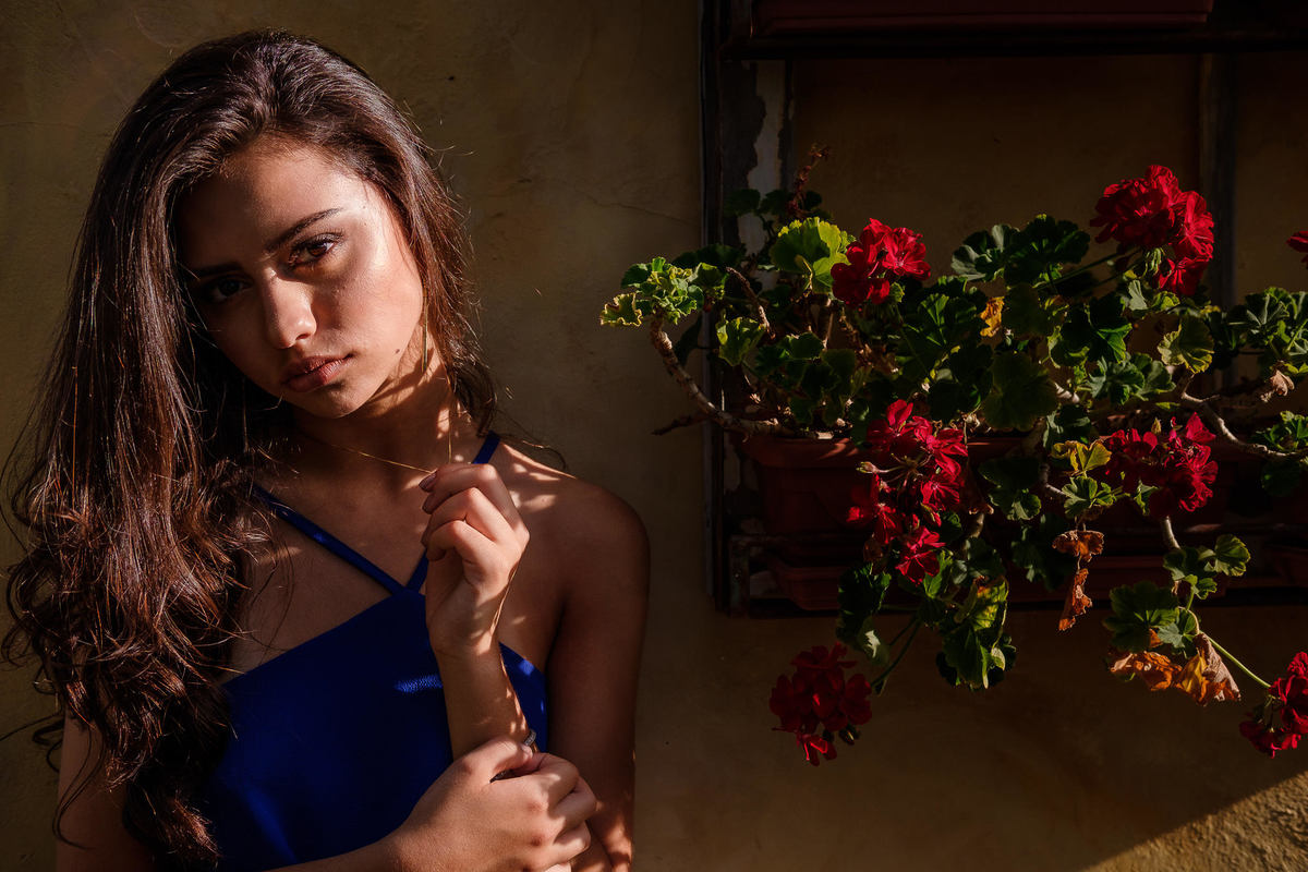 Save The Date - Ensaio Book Editorial de 15 anos da Rachel Vasconcelos, por Vinícius Vogel, Fotógrafo em Porto Alegre, Caxias do Sul, Bento Gonçalves, Gramado, Canela, Nova Petrópolis, São Paulo, Rio de Janeiro, Curitiba, Floricultura Winge, debutante