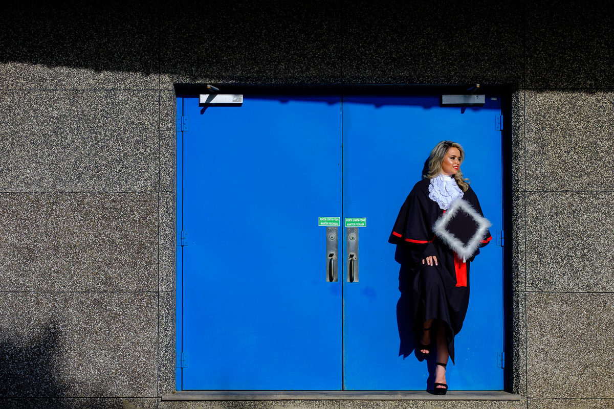 Fotos de formatura da Bruna Dias - Formatura de Direito Uniritter - Fiergs - Fotos por Vinícius Vogel Fotógrafo de Casamentos e Família em Porto Alegre, Vale dos Sinos, Serra, São Paulo, Rio de Janeiro, Curitiba, Portugal, Argentina. Ensaio