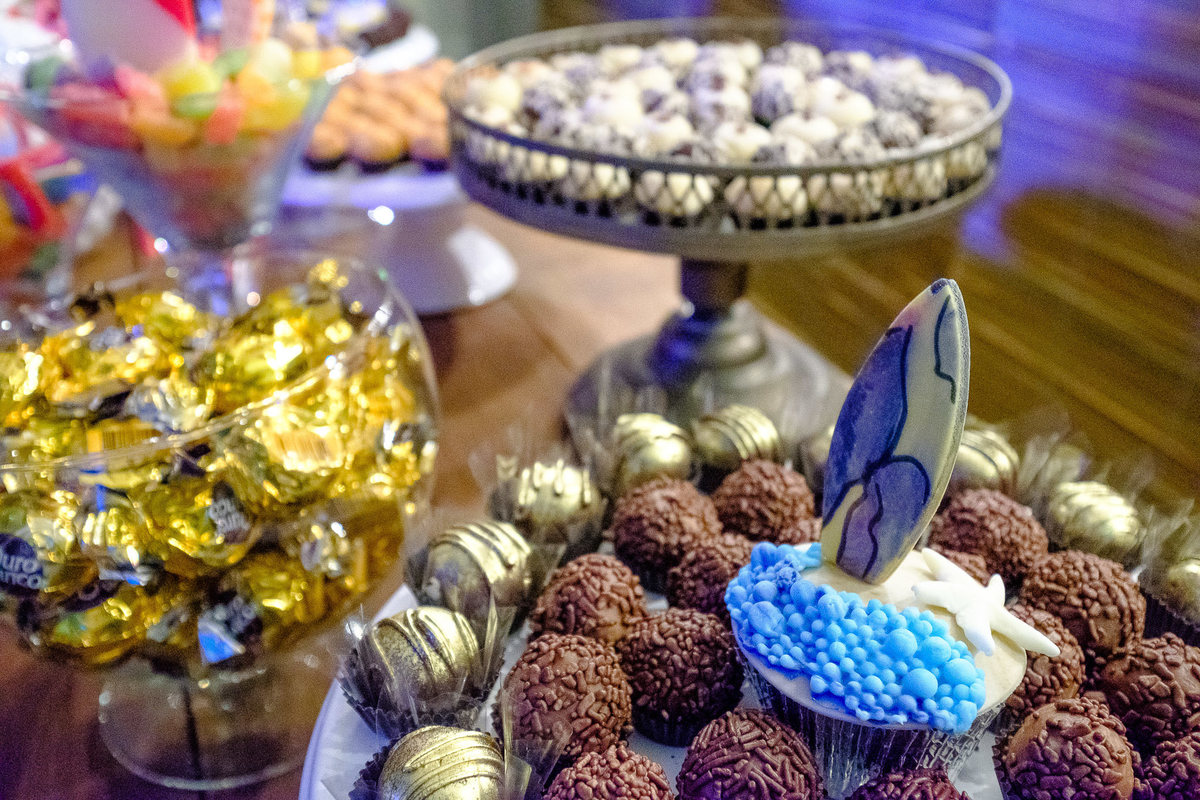 Debu Rachel 15th - 15 anos por Vinícius Vogel Fotógrafo Profissional, Book Família e Casamentos em Porto Alegre, Vale dos Sinos, Serra, Gramado, Canela, bento Gonçalves, caxias do sul, São Paulo, rio de janeiro, curitiba, Portugal, mesa de doces