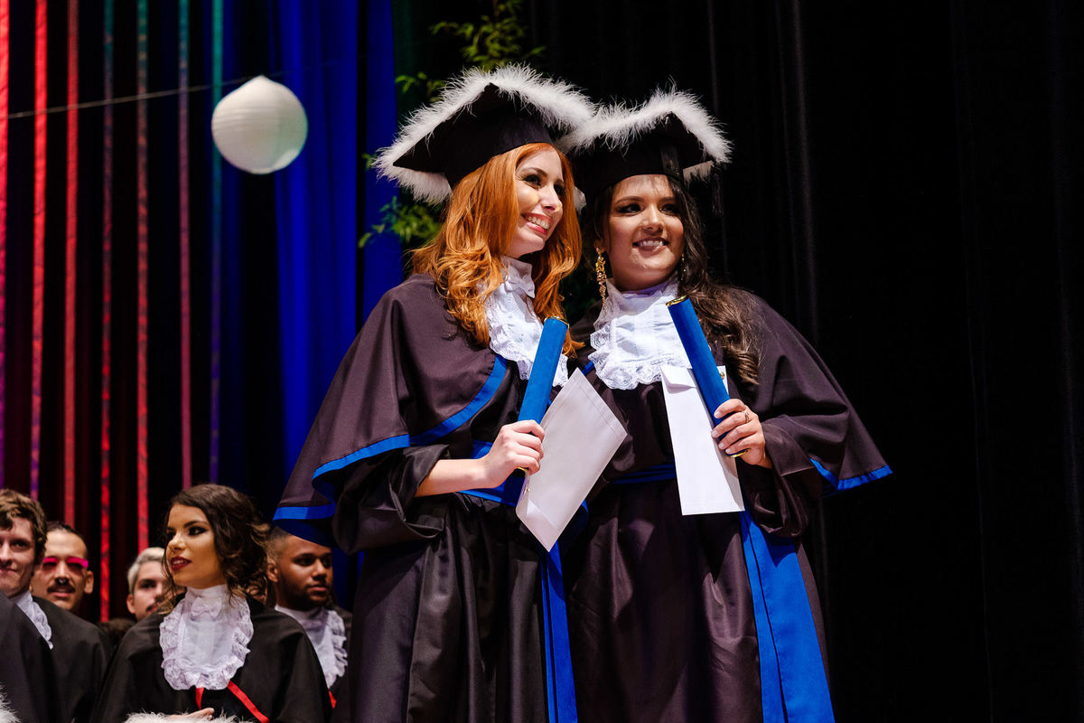 Formatura Rochelle, UFRGS, por Vinícius e Maggie Vogel, fotógrafo de família, fotógrafo de casamento, fotógrafo de formatura em Porto Alegre, Serra, Gramado, Canela, Bento Gonçalves, Caxias do Sul, Curitiba, Portugal, Buenos Aires
