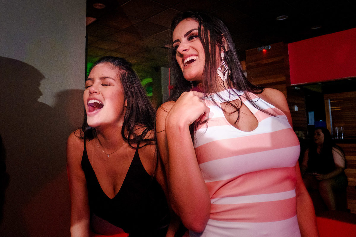 Formatura Rochelle, UFRGS, por Vinícius e Maggie Vogel, fotógrafo de família, fotógrafo de casamento, fotógrafo de formatura em Porto Alegre, Serra, Gramado, Canela, Bento Gonçalves, Caxias do Sul, Curitiba, Portugal, Buenos Aires, festa