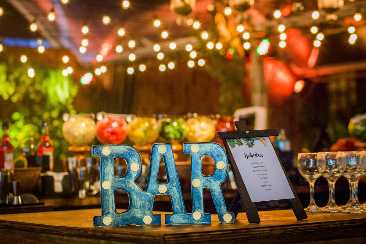 Ana e Marcelo, Casamento na cervejaria Seasons, Fotógrafo de Casamento Vinícius Vogel, Porto Alegre, Gramado, Canela, Caxias do Sul, Bento Gonçalves, Curitiba, São Paulo, Rio de Janeiro, Portugal. Cris Calero Eventos, bar