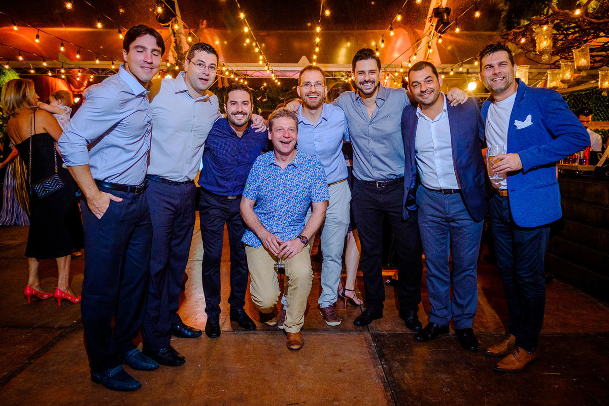 Ana e Marcelo, Casamento na cervejaria Seasons, Fotógrafo de Casamento Vinícius Vogel, Porto Alegre, Gramado, Canela, Caxias do Sul, Bento Gonçalves, Curitiba, São Paulo, Rio de Janeiro, Portugal. Cris Calero Eventos