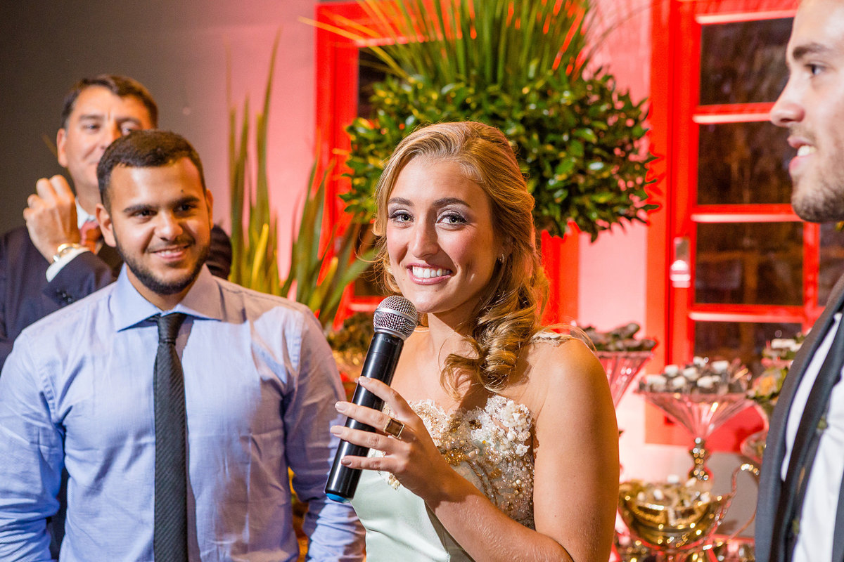 formatura marieta simch, pelo fotógrafo profissional em porto alegre, colação de grau, recepção, teatro do bourbon country, toga, barrete, beca, vestido de festa, direito, medicina, formanda,