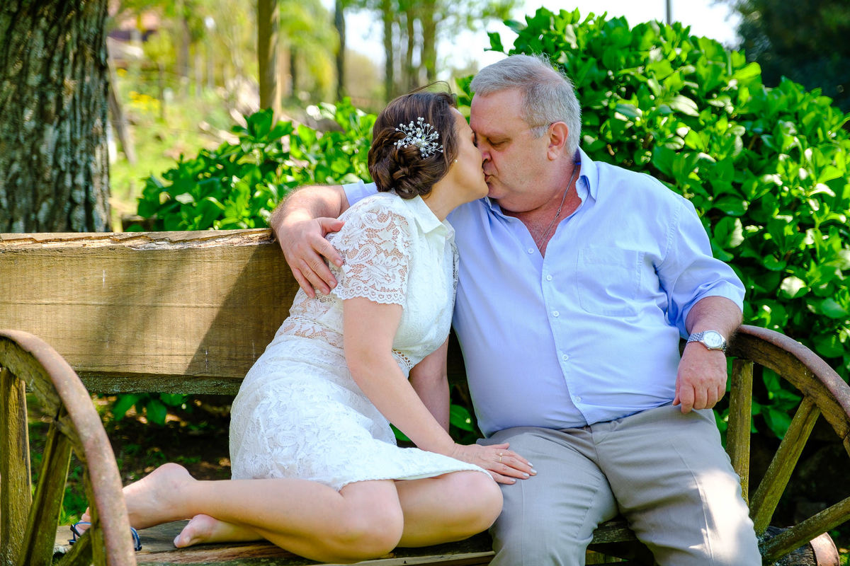Ensaio de Casal pré Casamento da Carol e do Augusto, fotos pelo fotógrafo Vinícius Vogel. Fotógrafo em Porto Alegre, fotógrafo em Bento Gonçalves, Fotógrafo em Caxias do Sul, Fotógrafo em Florianópolis, Fotógrafo em Porto, Fotógrafo em Miami, Nova Iorque