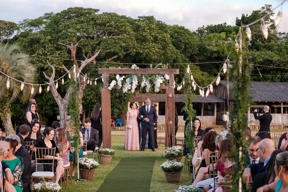 Fotógrafo de casamento, casamento gay, casamento homoafetivo, casamento LGBTI+, noivas, casamento lésbico, vestido de noiva, casamento ao ar livre, Vinícius Vogel, fotógrafa de casamento, Maggie, case na serra, São Paulo, Rio de Janeiro