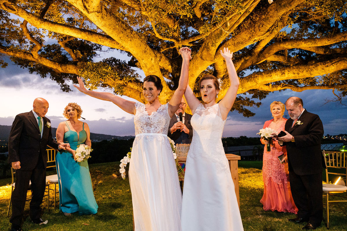 Fotógrafo de casamento, casamento gay, casamento homoafetivo, casamento LGBTI+, noivas, casamento lésbico, vestido de noiva, casamento ao ar livre, Vinícius Vogel, fotógrafa de casamento, Maggie, case na serra, São Paulo, Rio de Janeiro