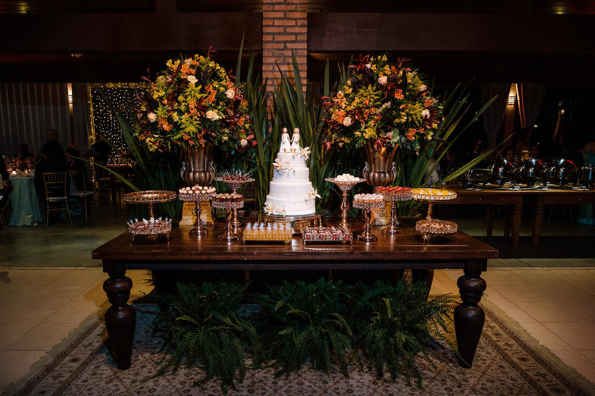 Fotógrafo de casamento, casamento gay, casamento homoafetivo, casamento LGBTI+, noivas, casamento lésbico, vestido de noiva, casamento ao ar livre, Vinícius Vogel, fotógrafa de casamento, Maggie, case na serra, São Paulo, Rio de Janeiro