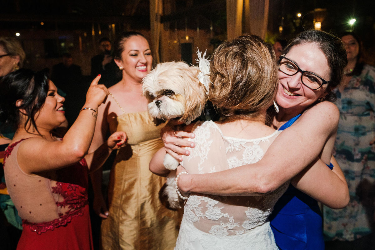 Fotógrafo de casamento, casamento gay, casamento homoafetivo, casamento LGBTI+, noivas, casamento lésbico, vestido de noiva, casamento ao ar livre, Vinícius Vogel, fotógrafa de casamento, Maggie, case na serra, São Paulo, Rio de Janeiro