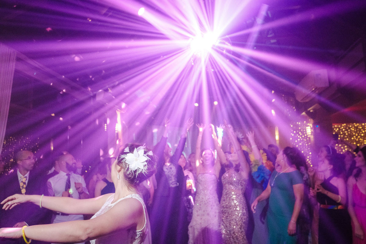 Fotógrafo de casamento, casamento gay, casamento homoafetivo, casamento LGBTI+, noivas, casamento lésbico, vestido de noiva, casamento ao ar livre, Vinícius Vogel, fotógrafa de casamento, Maggie, case na serra, São Paulo, Rio de Janeiro