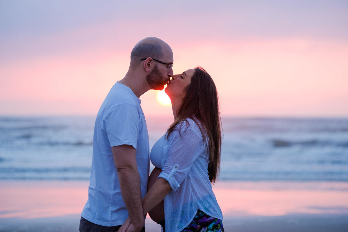 Ensaio book de gestante pelo fotógrafo de família Vinícius Vogel e Maggie, fotógrafo em Porto Alegre, capão, praia, grávida, fotos de família, fotógrafo serra gaucha, fotógrafo serra, fotógrafo em SC, fotógrafo em florianópolis
