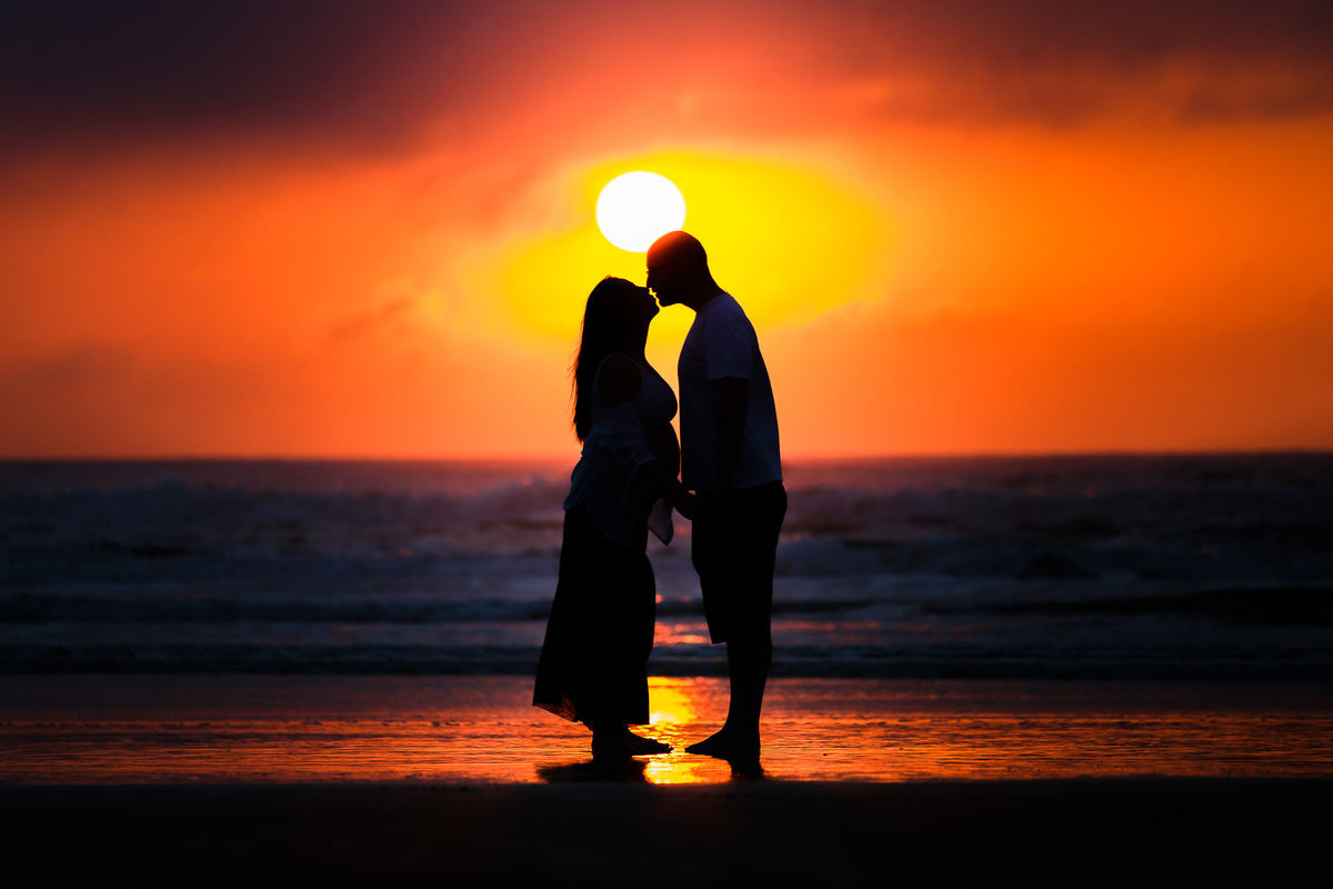 Ensaio book de gestante pelo fotógrafo de família Vinícius Vogel e Maggie, fotógrafo em Porto Alegre, capão, praia, grávida, fotos de família, fotógrafo serra gaucha, fotógrafo serra, fotógrafo em SC, fotógrafo em florianópolis