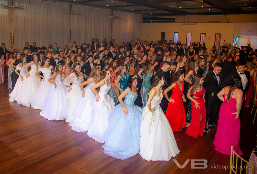 VB Vídeo Produções no Baile de Debutantes Sociedade Alfredochavense 2022