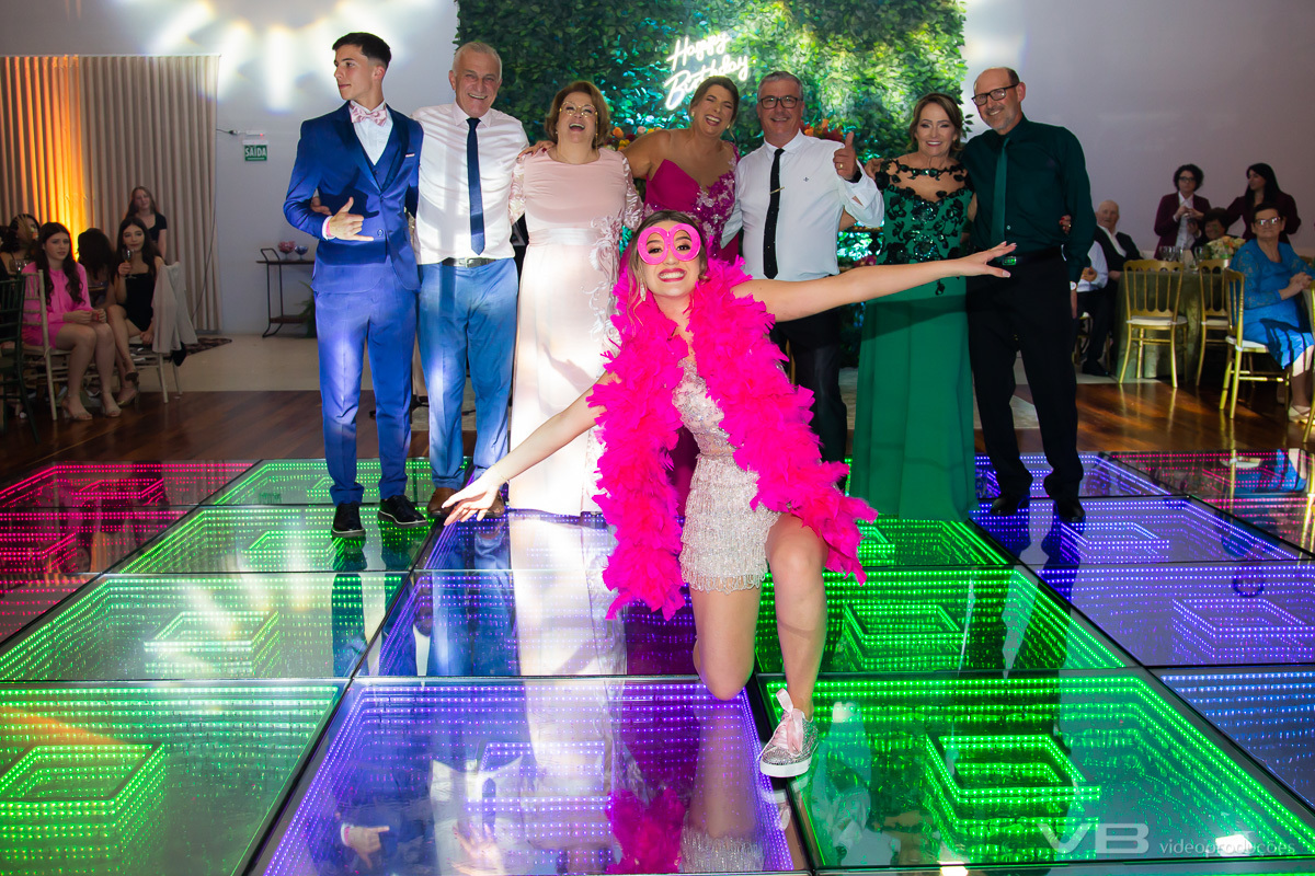 Desafio de dança da Bele com a família